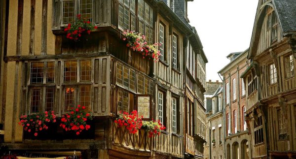 Dinan