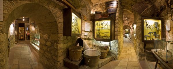 MUSEUM OF WINE, PARIS, FRANCE MUSEUM OF WINE, PARIS, FRANCE
