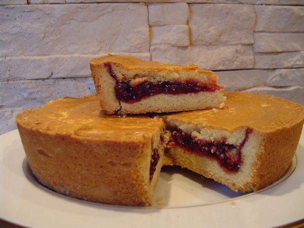 Gâteau basque à la cerise