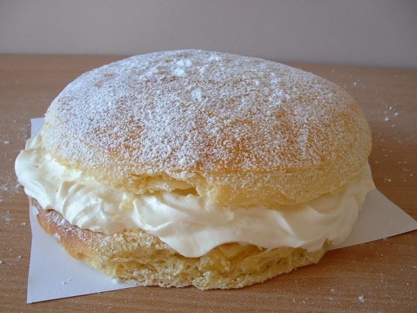 Tarte-Tropezienne- Tarte Tropezienne