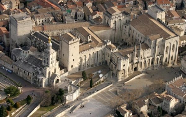 palais des papes davignon