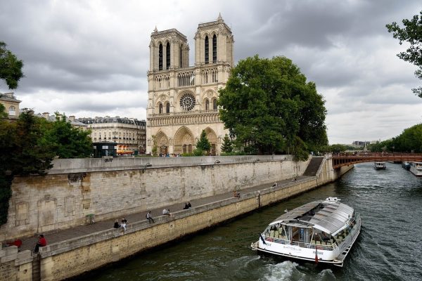 seine boat tour