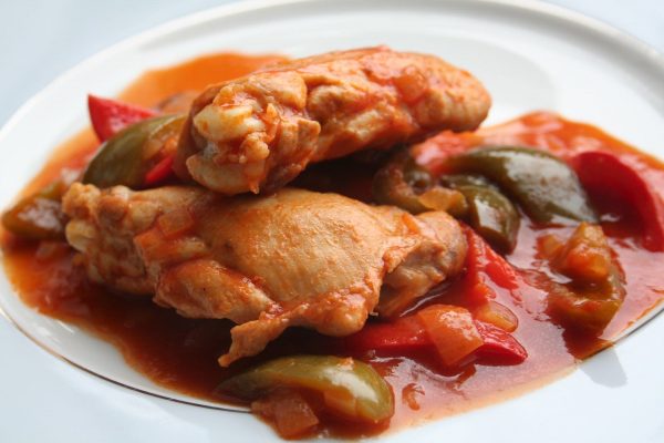 Poulet Basquaise