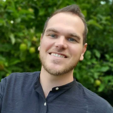 Charles, Accelerator coach